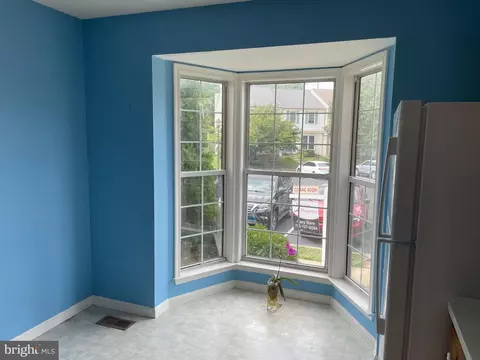 43321 Parlor Sq, Ashburn, VA 20147 photo 4