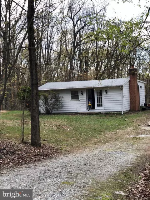 12850 Shady Ln, Hillsboro, VA 20132