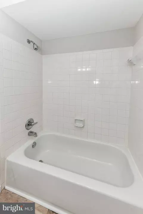 184 Heather Glen Rd, Sterling, VA 20165 photo 35