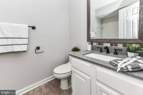 184 Heather Glen Rd, Sterling, VA 20165 photo 34