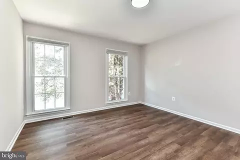 184 Heather Glen Rd, Sterling, VA 20165 photo 22