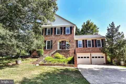 184 Heather Glen Rd, Sterling, VA 20165 photo 2