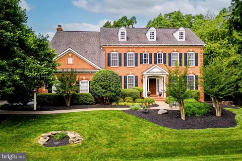 24257 Old Oak Ln, Aldie, VA 20105