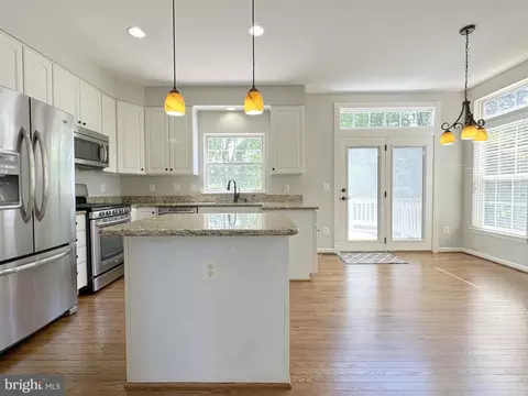 43391 Malin Ct, Ashburn, VA 20147 photo 9