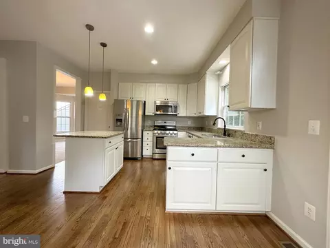 43391 Malin Ct, Ashburn, VA 20147 photo 10