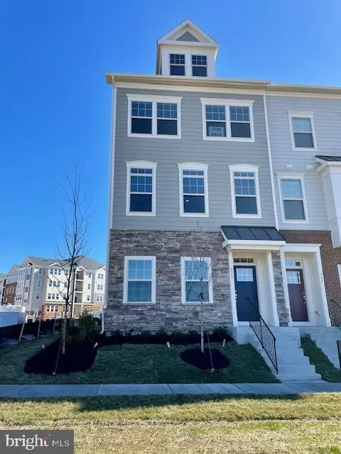 713 Sawback Sq NE, Leesburg, VA 20176