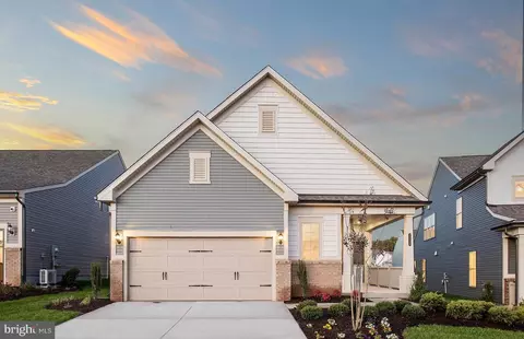 21605 Hawksbill High Cir, Sterling, VA 20164