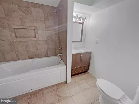 1919 E Beech Rd, Sterling, VA 20164 photo 12