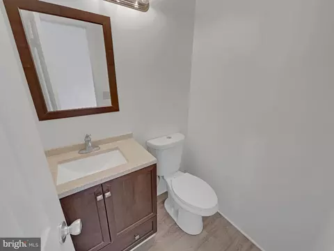 1919 E Beech Rd, Sterling, VA 20164 photo 9