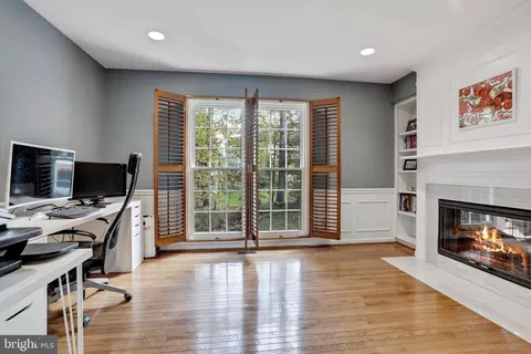20454 Willowmere Ct, Sterling, VA 20165 photo 12