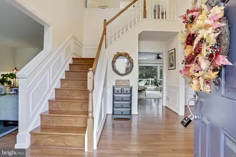 20454 Willowmere Ct, Sterling, VA 20165 photo 5