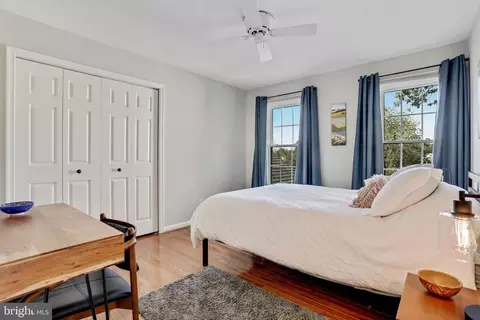 20454 Willowmere Ct, Sterling, VA 20165 photo 26
