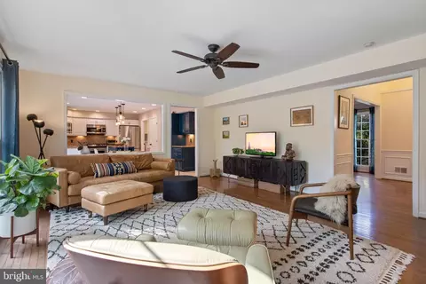 20454 Willowmere Ct, Sterling, VA 20165 photo 8