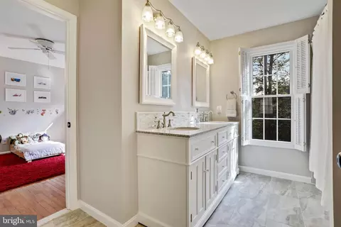 20454 Willowmere Ct, Sterling, VA 20165 photo 29