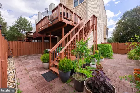 46802 Rabbitrun Ter, Sterling, VA 20164 photo 46