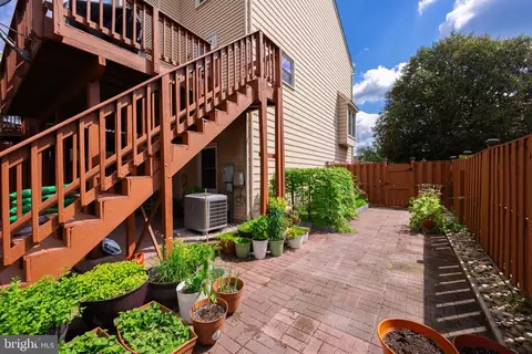 46802 Rabbitrun Ter, Sterling, VA 20164 photo 44
