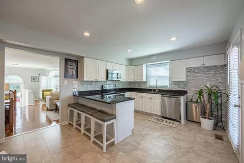 46802 Rabbitrun Ter, Sterling, VA 20164 photo 18