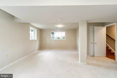 107 Forest Ridge Dr, Sterling, VA 20164 photo 29