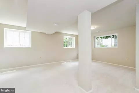 107 Forest Ridge Dr, Sterling, VA 20164 photo 27