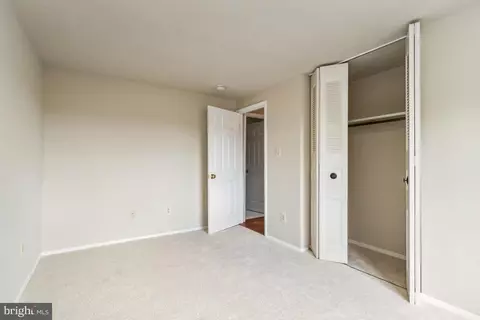 107 Forest Ridge Dr, Sterling, VA 20164 photo 17