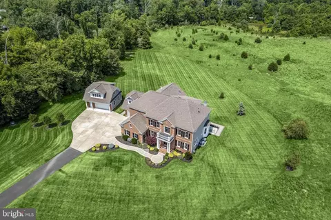 21151 Mill Branch Dr, Leesburg, VA 20175
