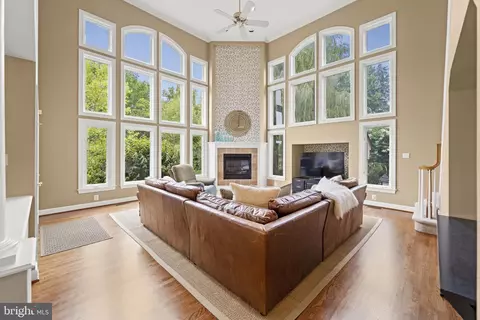 42747 Mirror Pond Pl, Ashburn, VA 20148 photo 21
