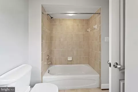 42747 Mirror Pond Pl, Ashburn, VA 20148 photo 32