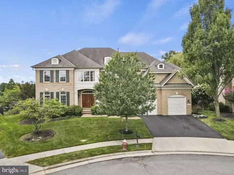 42747 Mirror Pond Pl, Ashburn, VA 20148