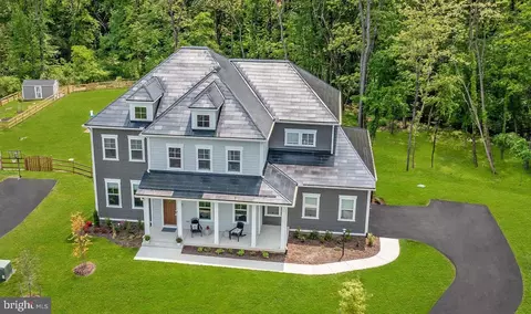 17754 Sweetgum Pl, Round Hill, VA 20141