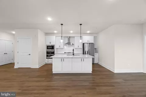 42920 Firefly Sonata Ter #8-207, Ashburn, VA 20148