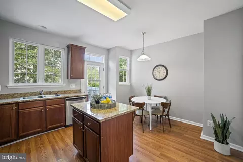 20407 Trails End Ter, Ashburn, VA 20147 photo 13