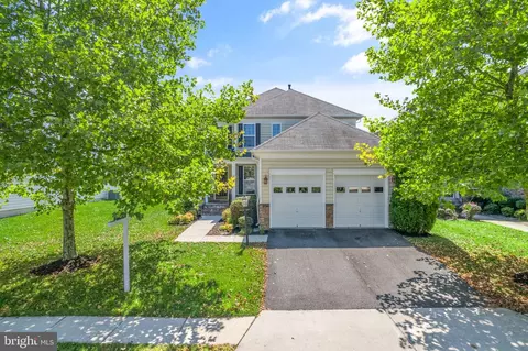 42981 Thornblade Cir, Broadlands, VA 20148