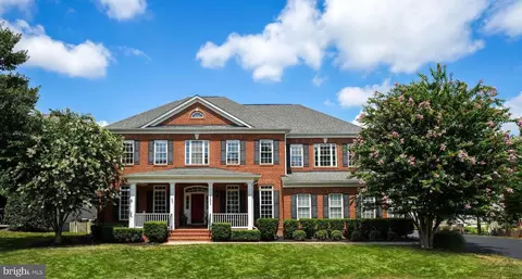 42824 Heritage Oak Ct, Broadlands, VA 20148