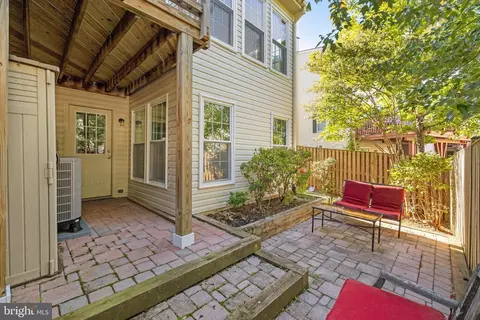 19942 Upland Ter, Ashburn, VA 20147 photo 36