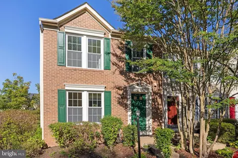 19942 Upland Ter, Ashburn, VA 20147 photo 2