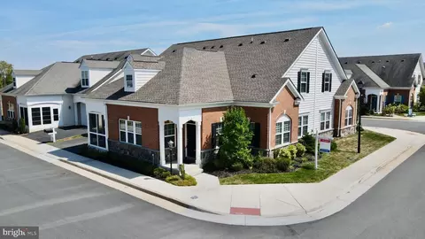 18 Harpers Mill Way, Lovettsville, VA 20180