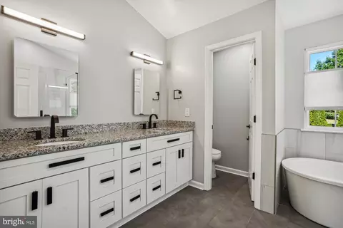 25836 Flintonbridge Dr, Chantilly, VA 20152 photo 23