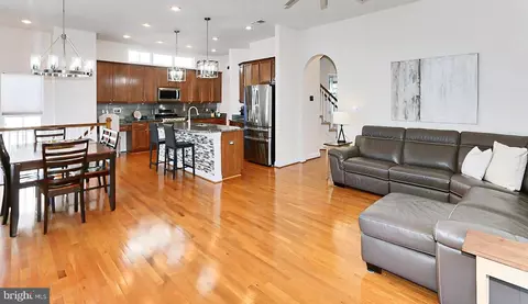 23374 Higbee Ln, Brambleton, VA 20148 photo 9