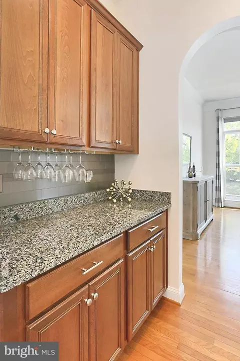 23374 Higbee Ln, Brambleton, VA 20148 photo 5