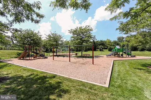 23374 Higbee Ln, Brambleton, VA 20148 photo 38