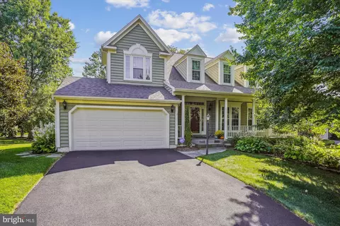 20870 Yellowbloom Ct, Ashburn, VA 20147