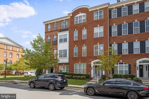 23536 Belvoir Woods Ter, Ashburn, VA 20148