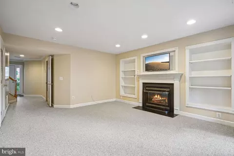 43069 Golf View Dr, Chantilly, VA 20152 photo 17