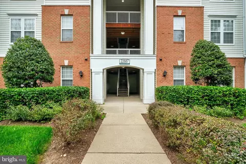 22687 Blue Elder Ter #303, Ashburn, VA 20148