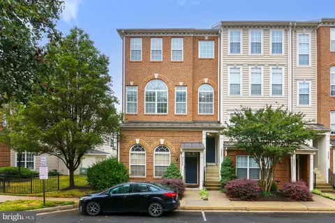 42239 Black Rock Ter, Aldie, VA 20105