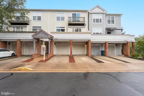 20454 Cool Fern Sq, Ashburn, VA 20147