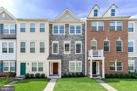 44134 Puma Sq, Chantilly, VA 20152
