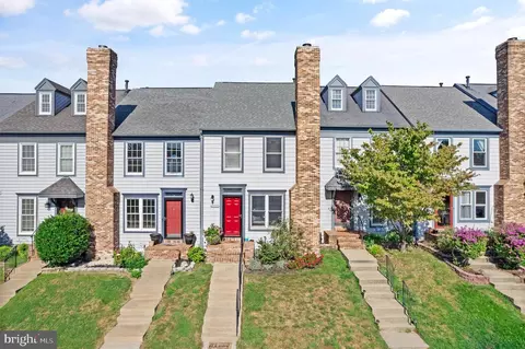 43938 Kitts Hill Ter, Ashburn, VA 20147