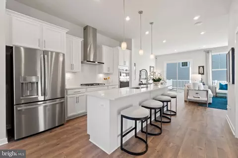 24133 Ullapool Ter, Sterling, VA 20166 photo 8