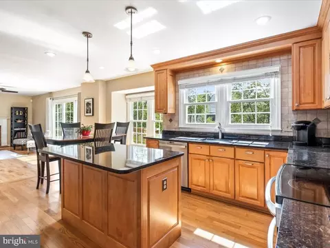 43395 Wildrose Ct, Ashburn, VA 20147 photo 13